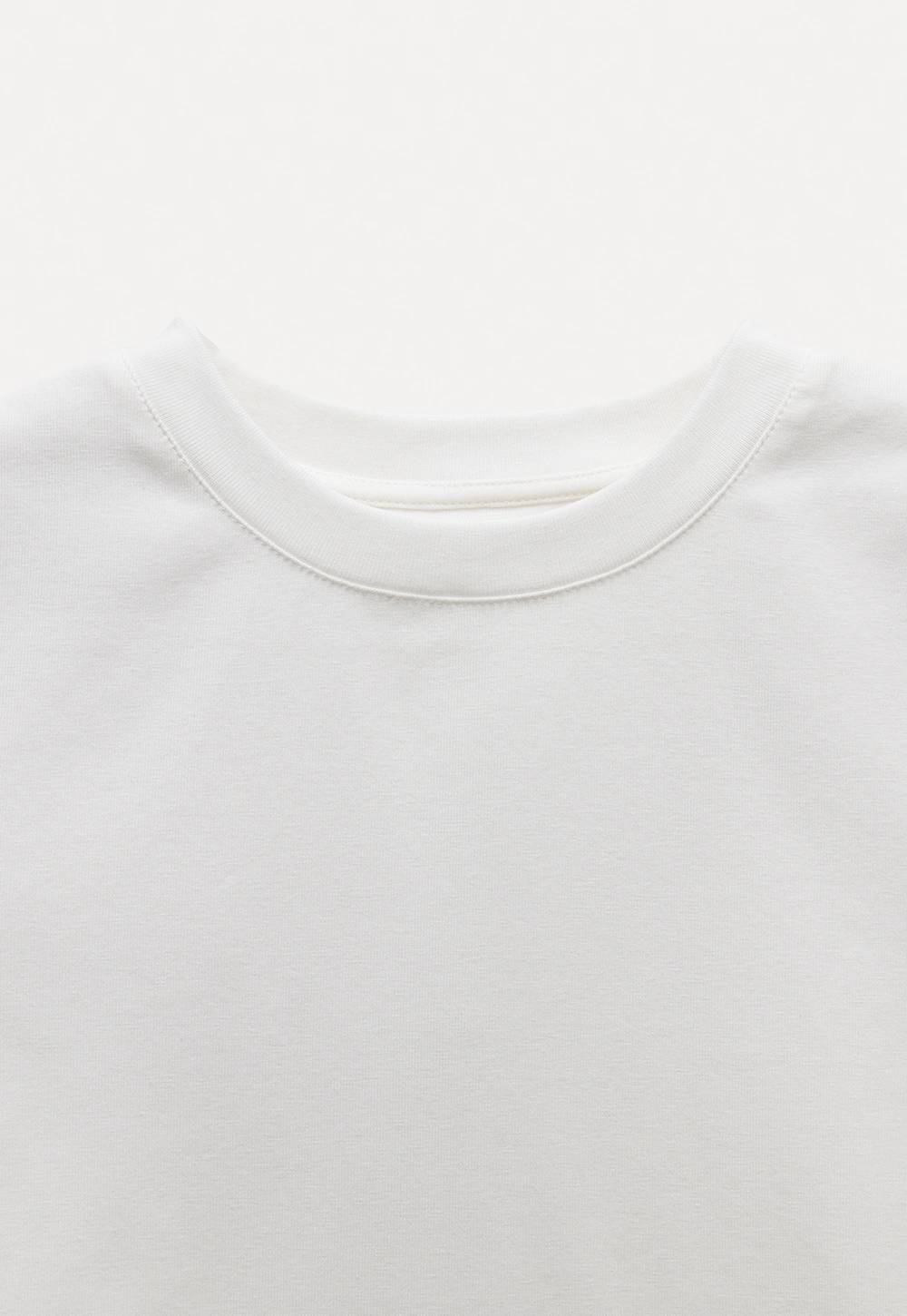 Asymmetric Hem T-Shirt with Lace Panel