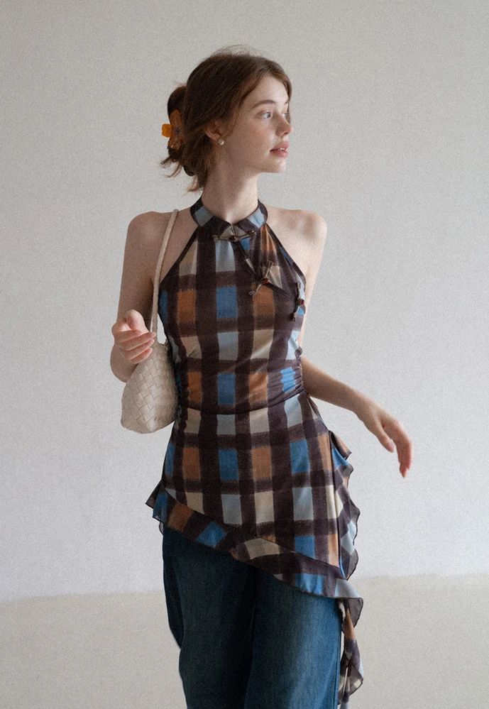 Women’s Plaid Frog-Button Handkerchief-Hem Halter Top