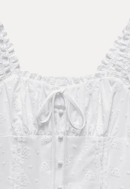 Women's Square Neck Eyelet Crop Top