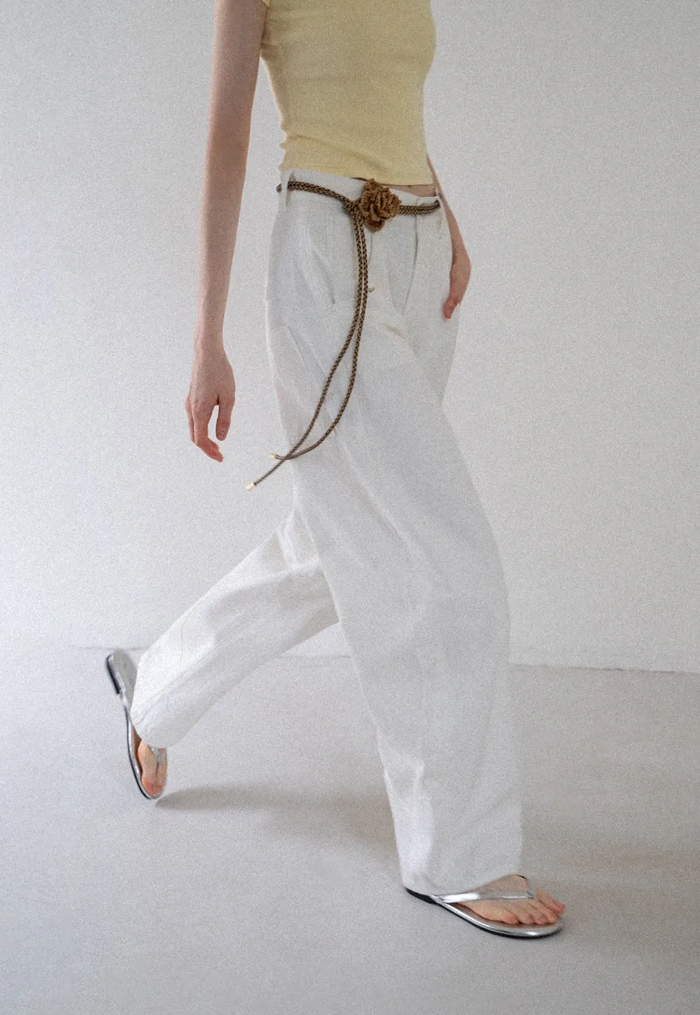 Women’s Belted Wide-Leg Pants