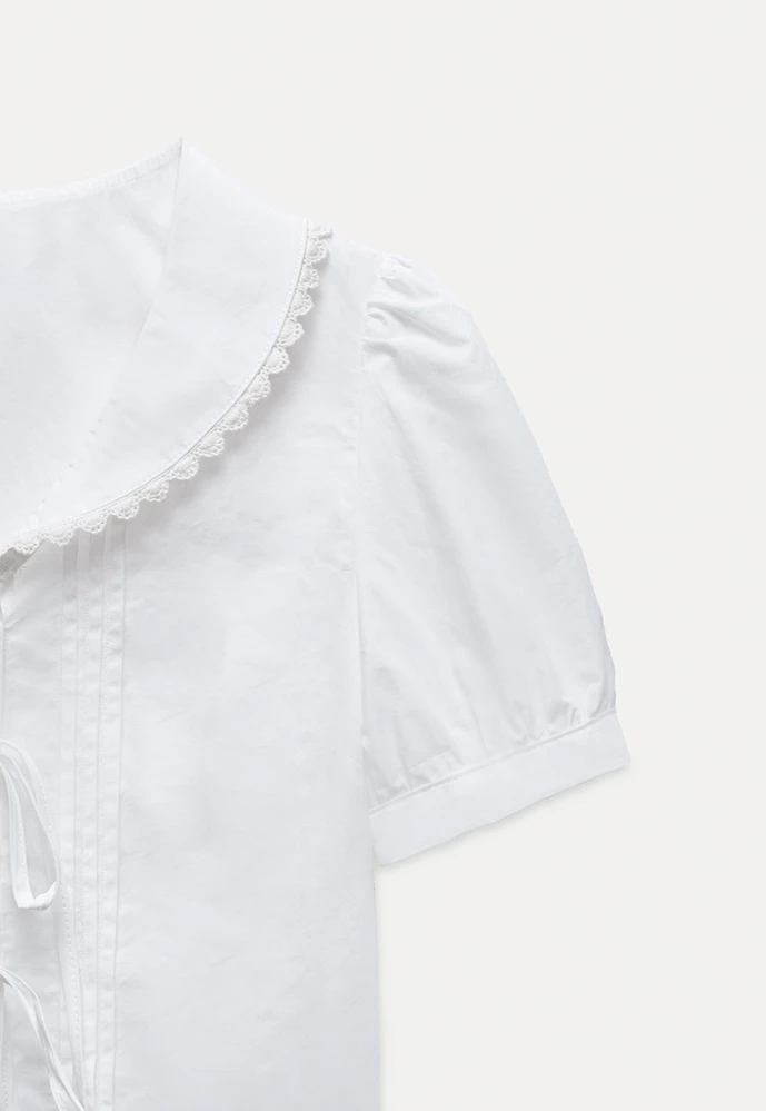 Women's Lace Collar Bow-Detail Blouse