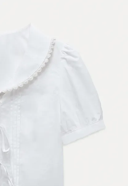 Women's Lace Collar Bow-Detail Blouse