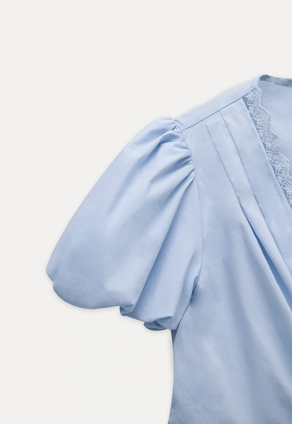 Lace V-Neck Puff Sleeve Top