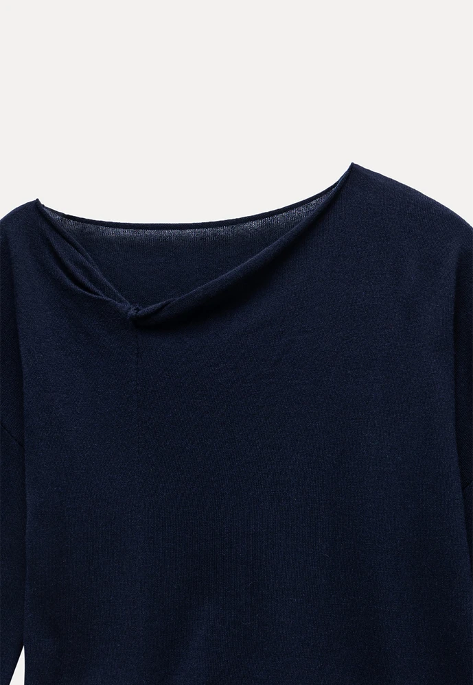 Women Twist‑Hem Knit Top