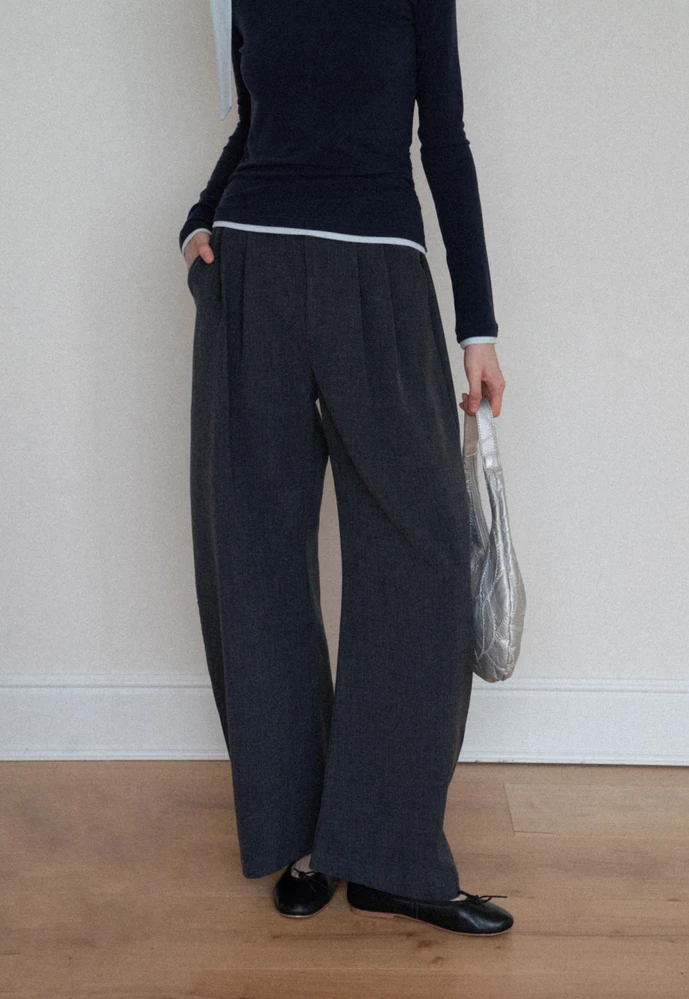 Wide-Leg Pleated Pants