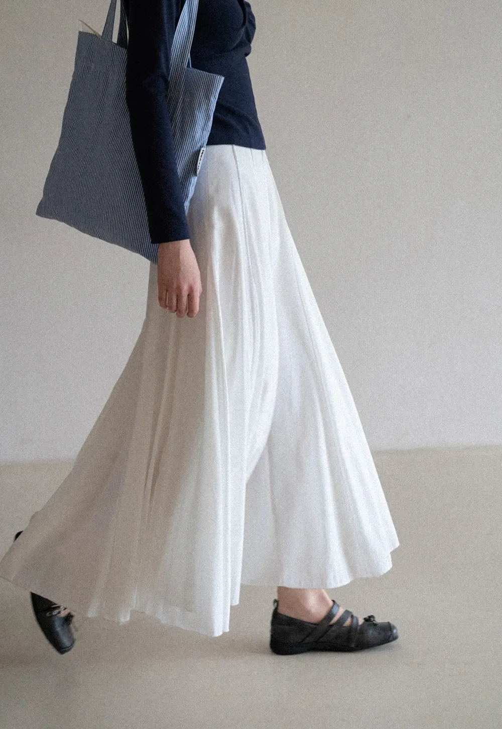 Women's High Waist Pleated Maxi Skirt