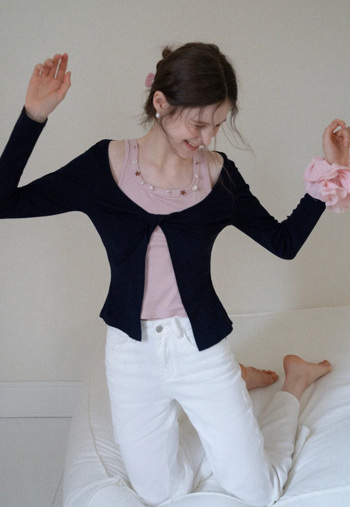 Shell‑Trim Twist Layered Top