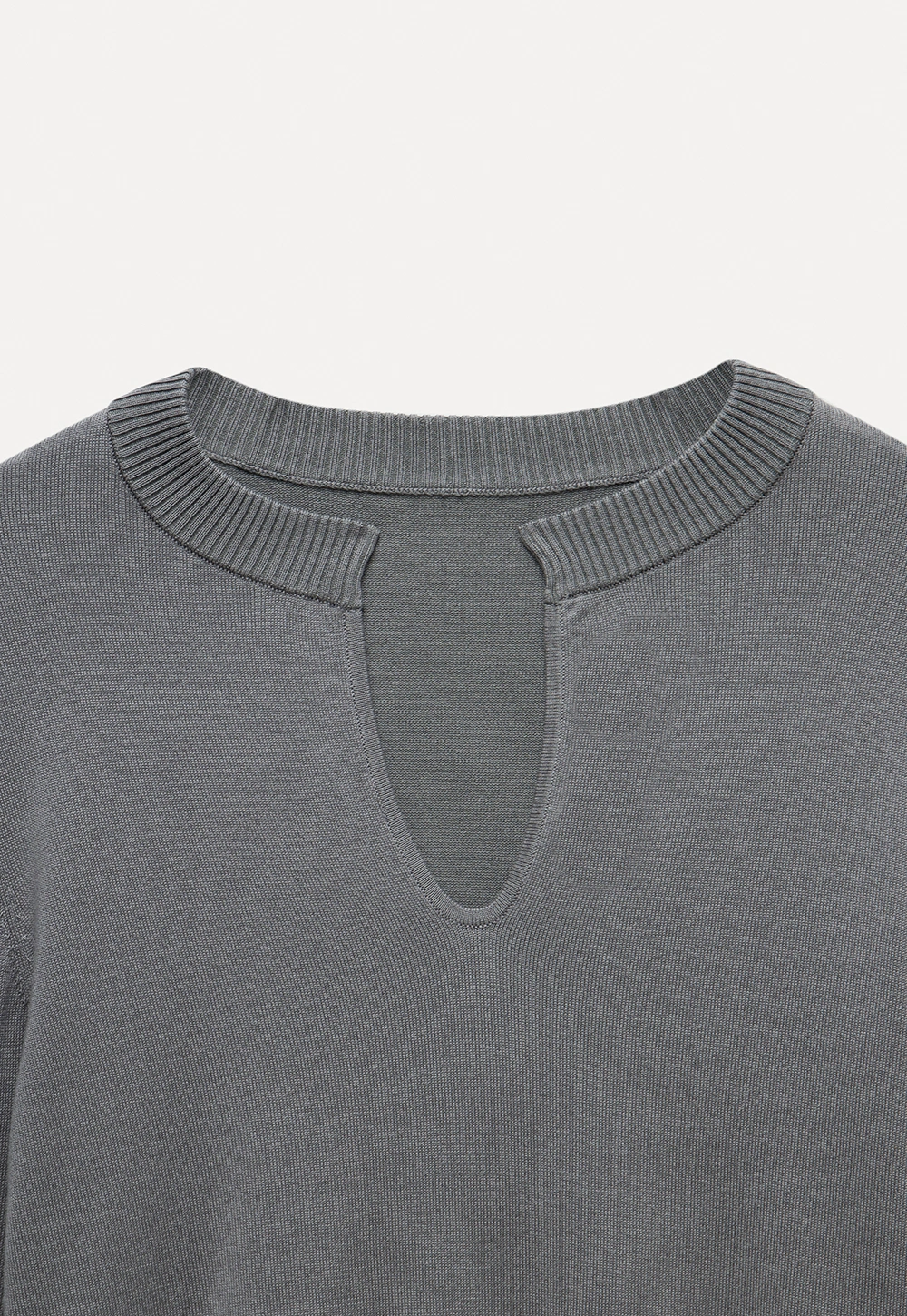 Women's V-Notch Long Sleeve Knit Top