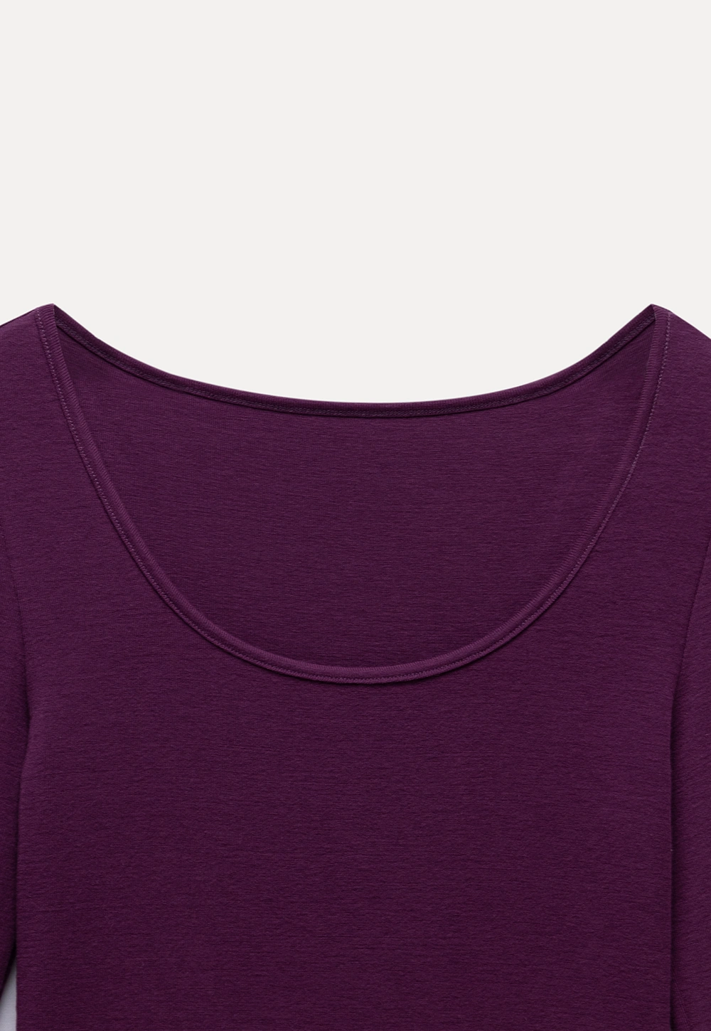 Women's Scoop-Neck Long-Sleeve Tee