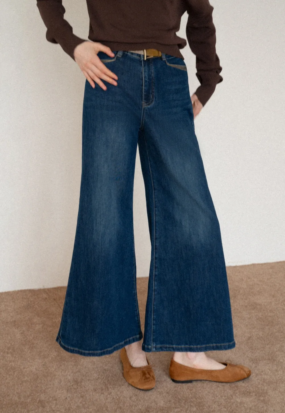 Women's High-Waisted Wide Leg Jeans