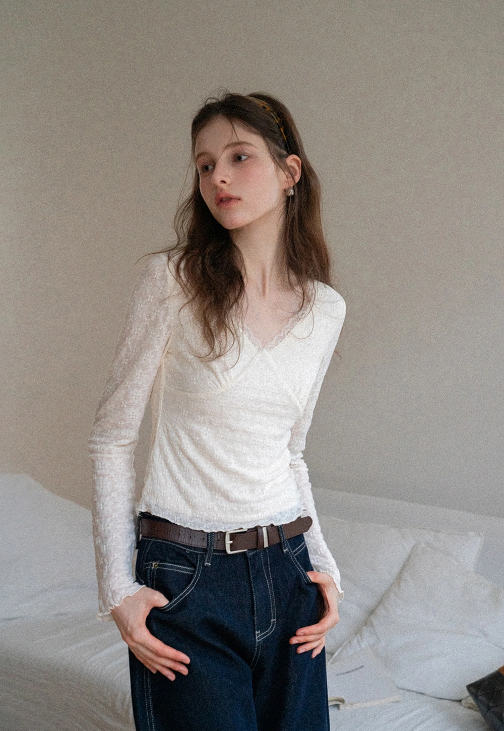 Women's Lace Trim Textured V-Neck Long Sleeve Top