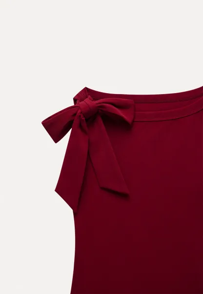 Womens Sleeveless Top with Bow Detail