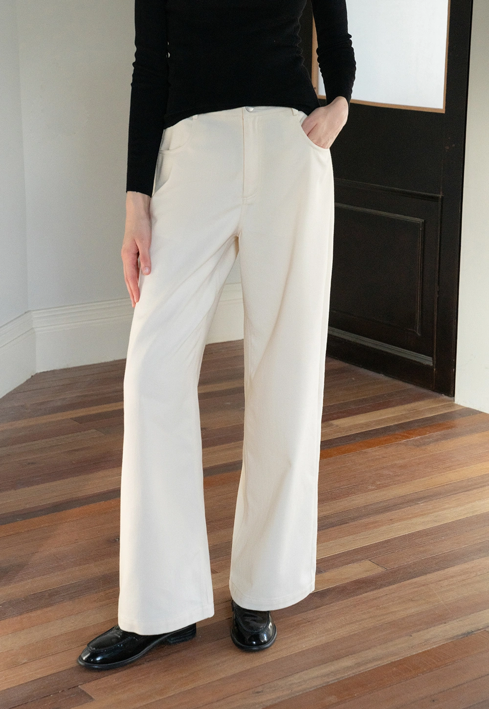 Women’s Off-White Wide Leg Dress Pants