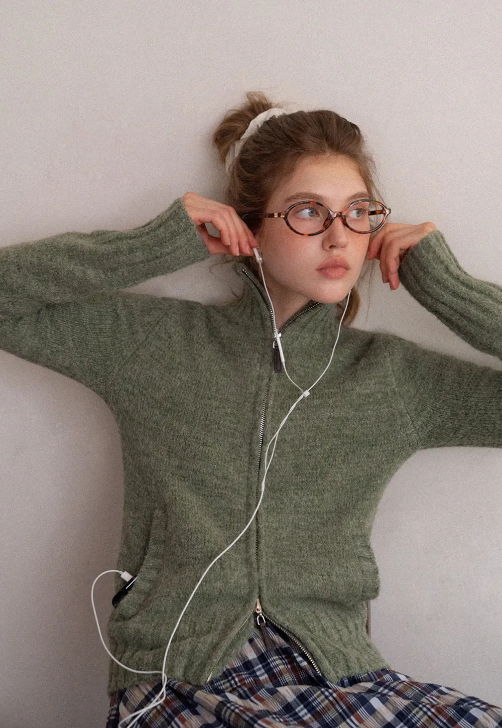 Women’s High Neck Zip Up Knit Cardigan