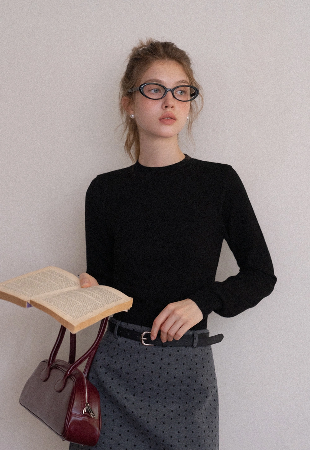 Womens Crew Neck Knit Sweater