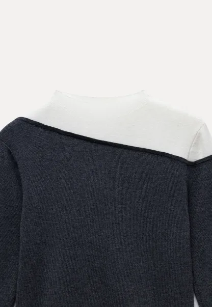 Contrast Panel Knit Top