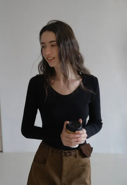 Basic Crew Neck Knit Sweater