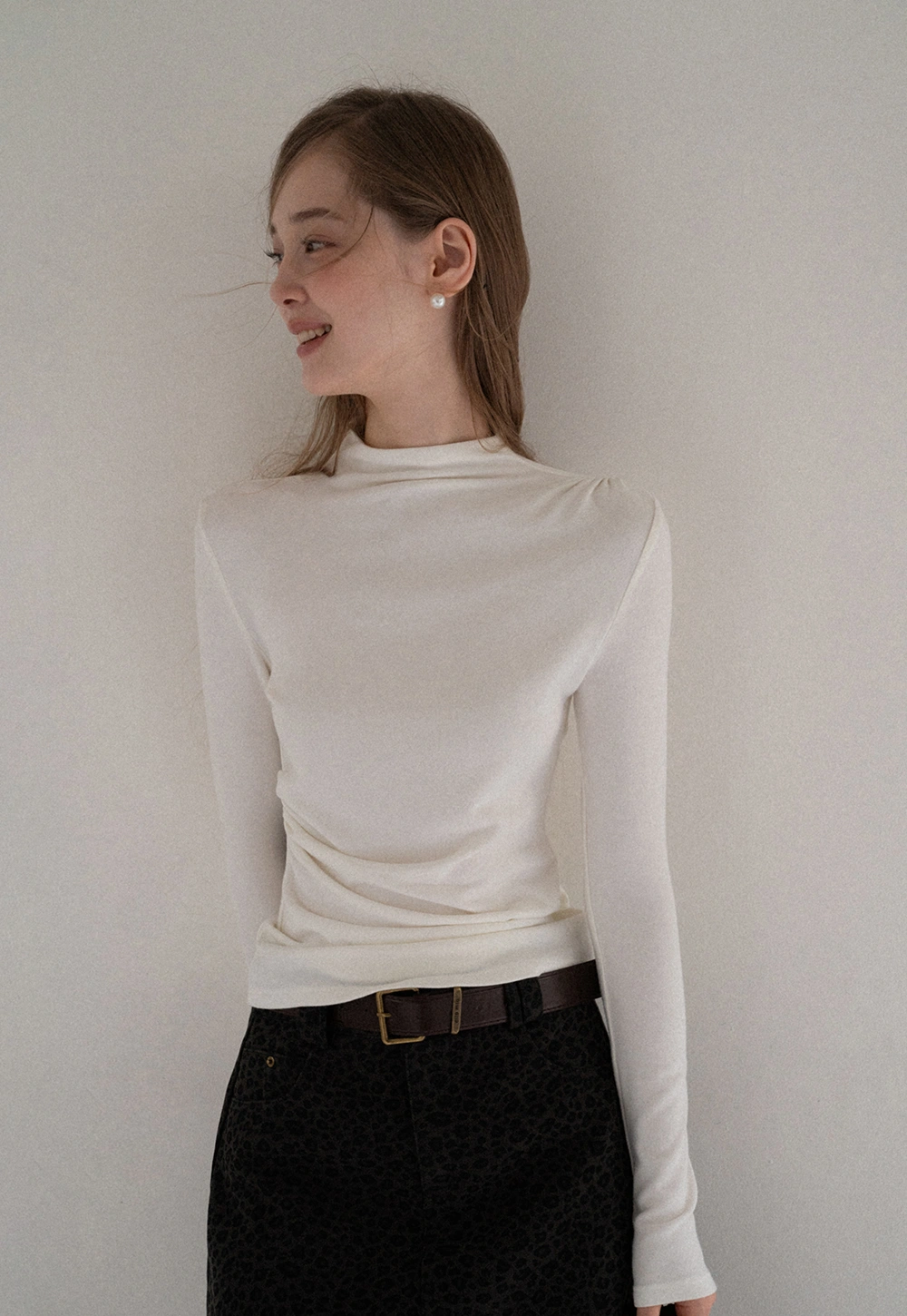 Womens Long Sleeve Mock Neck Top