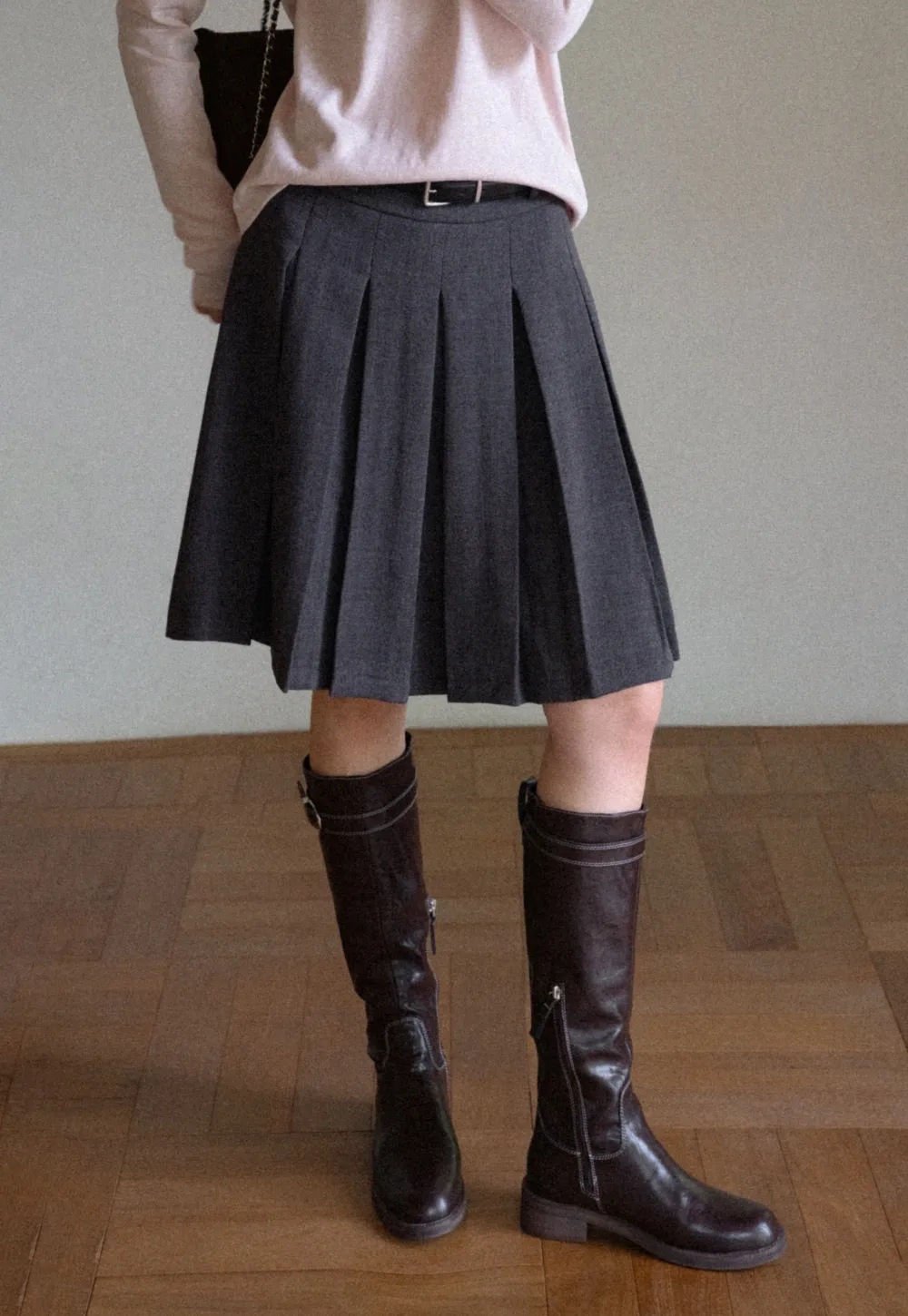 Women’s Pleated Mini Skirt with Belt