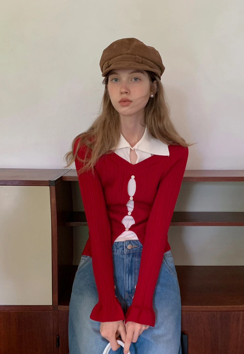 Womens Contrast Collar Cutout Knit Cardigan