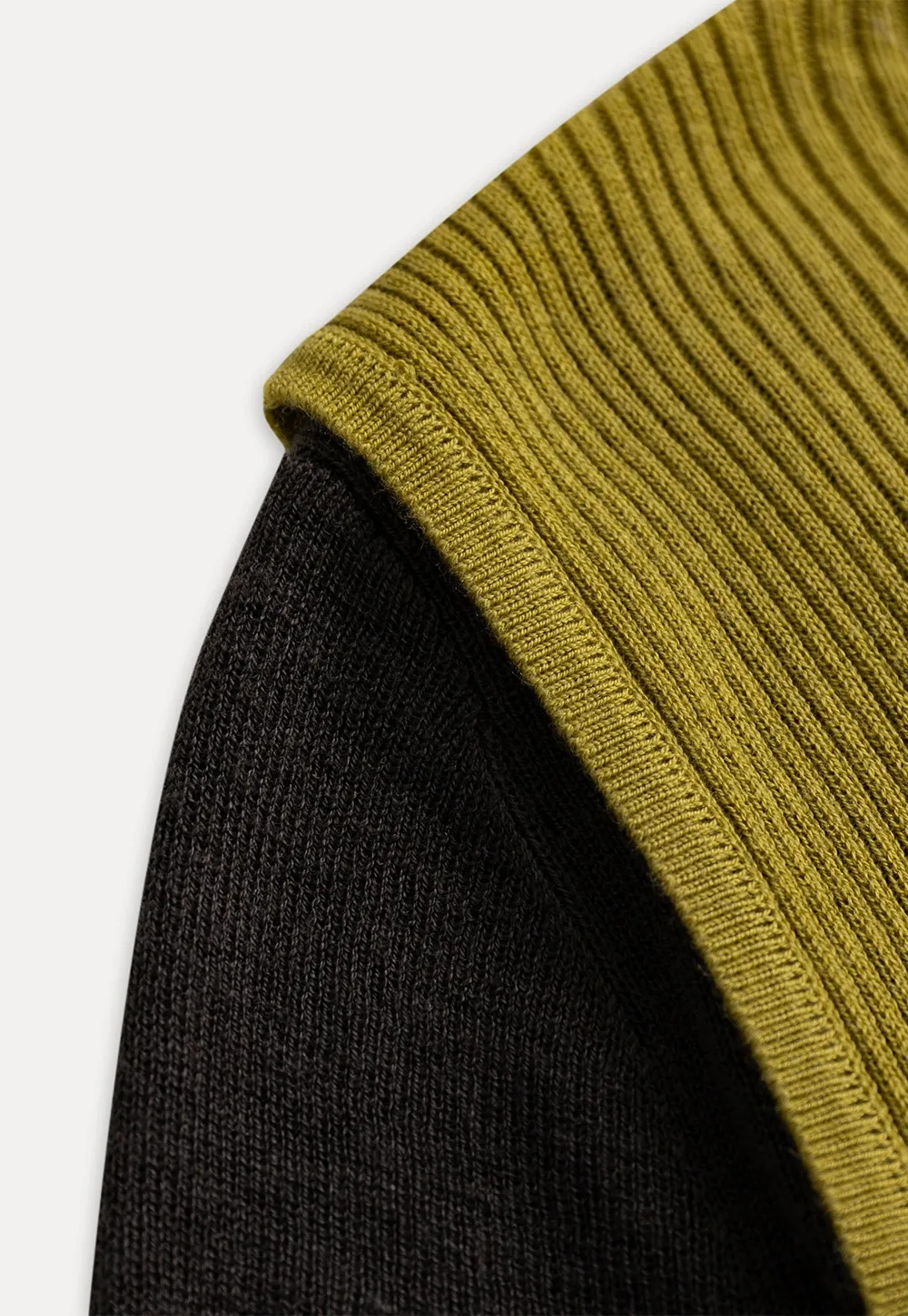 Womens Color Block Turtleneck Knit Top