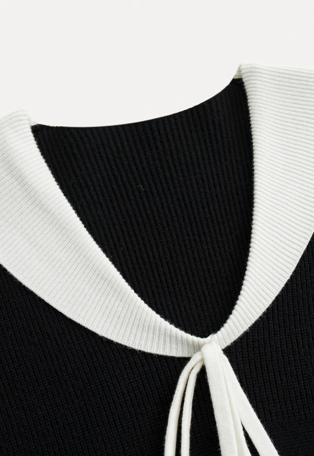 Womens Contrast Tie Collar Knit Dress