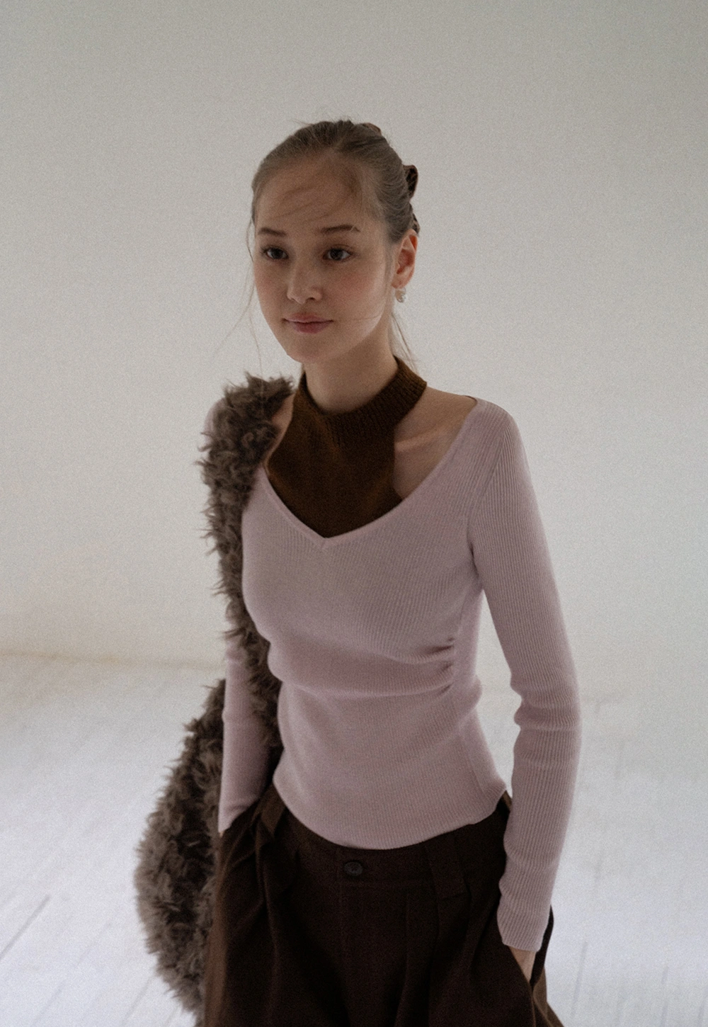 Women Cut Out High Neck Knit Pullover Slim Fit