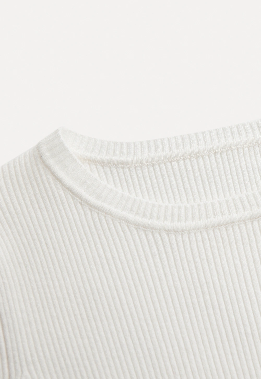 Women Minimalist Knit Long Sleeve Slim Fit Sweater