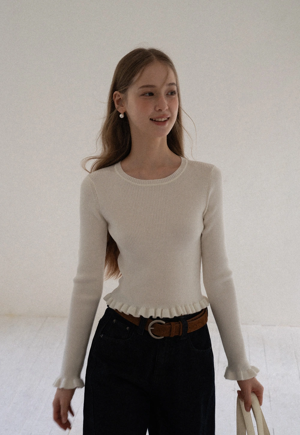 Women Minimalist Knit Long Sleeve Slim Fit Sweater