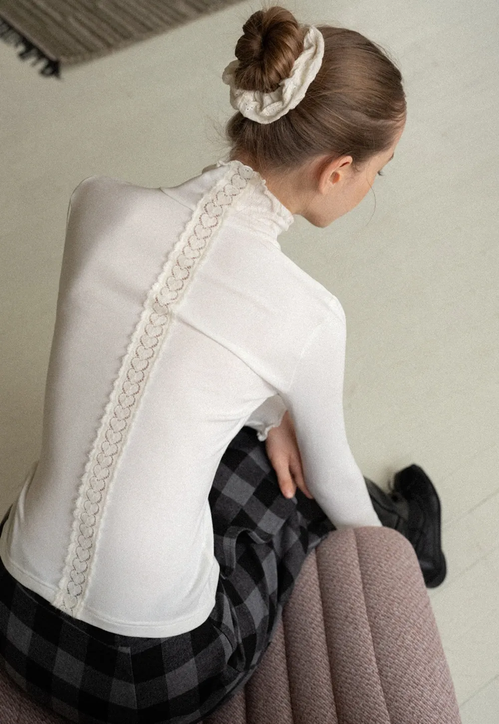 Women’s White Long Sleeve Turtleneck Top