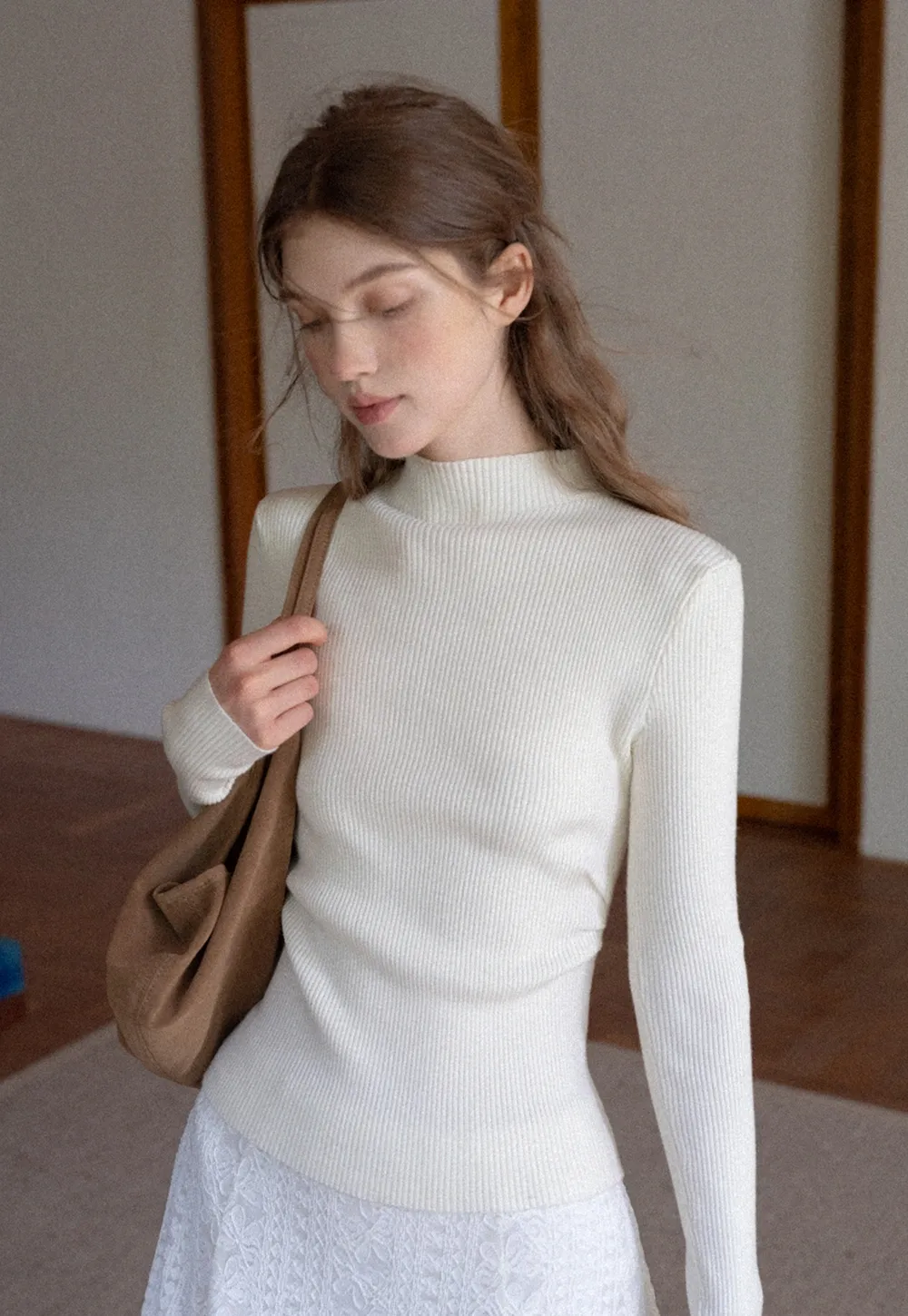 Elegant Ribbed Knit Turtleneck Sweater