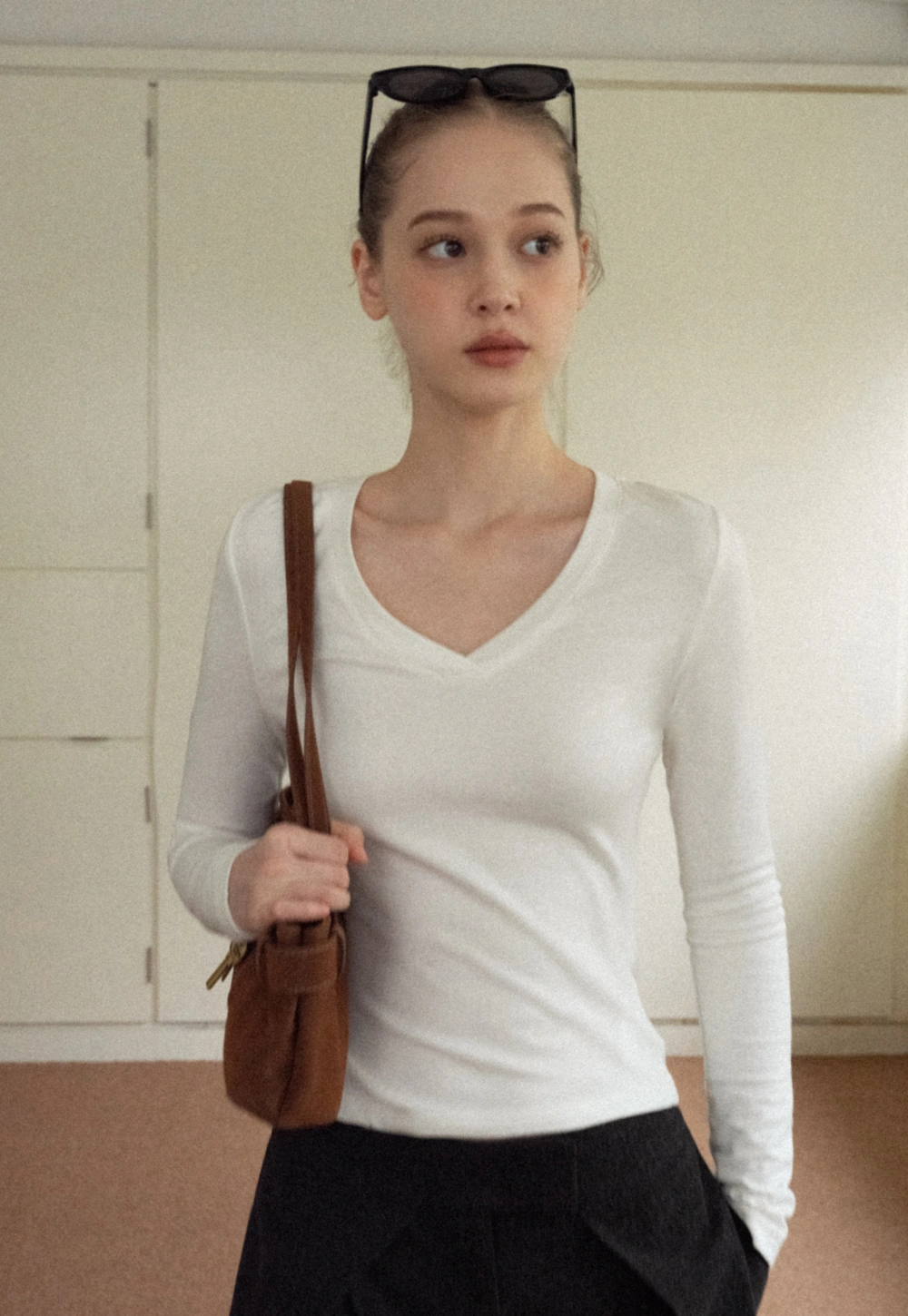 Women White V-Neck Long Sleeve Top