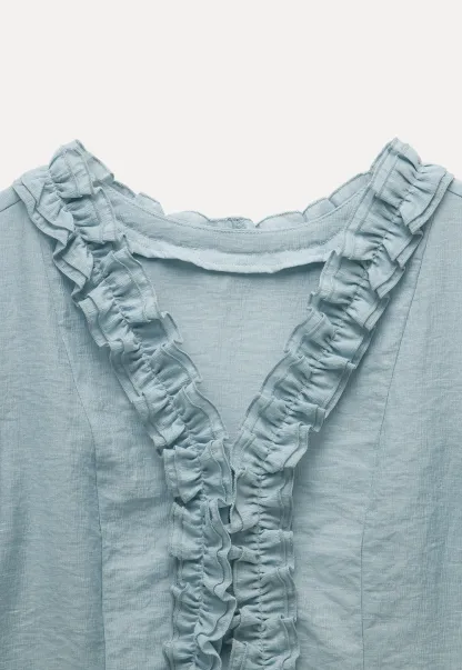 Women’s Ruffled V-neck Short Sleeve Blouse