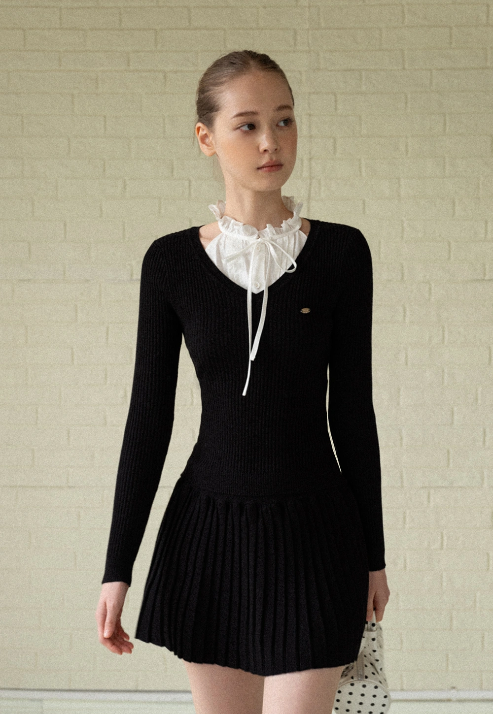 Women Elegant Pleated Skirt and Sweater Set