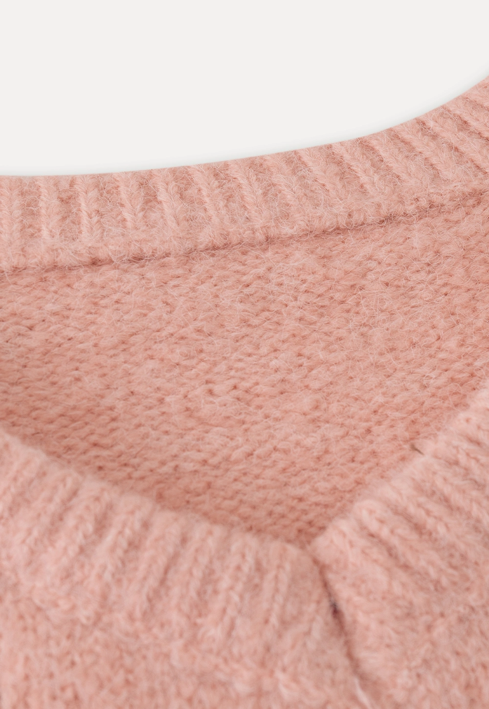 Women Soft Pink V-Neck Knit Sweater