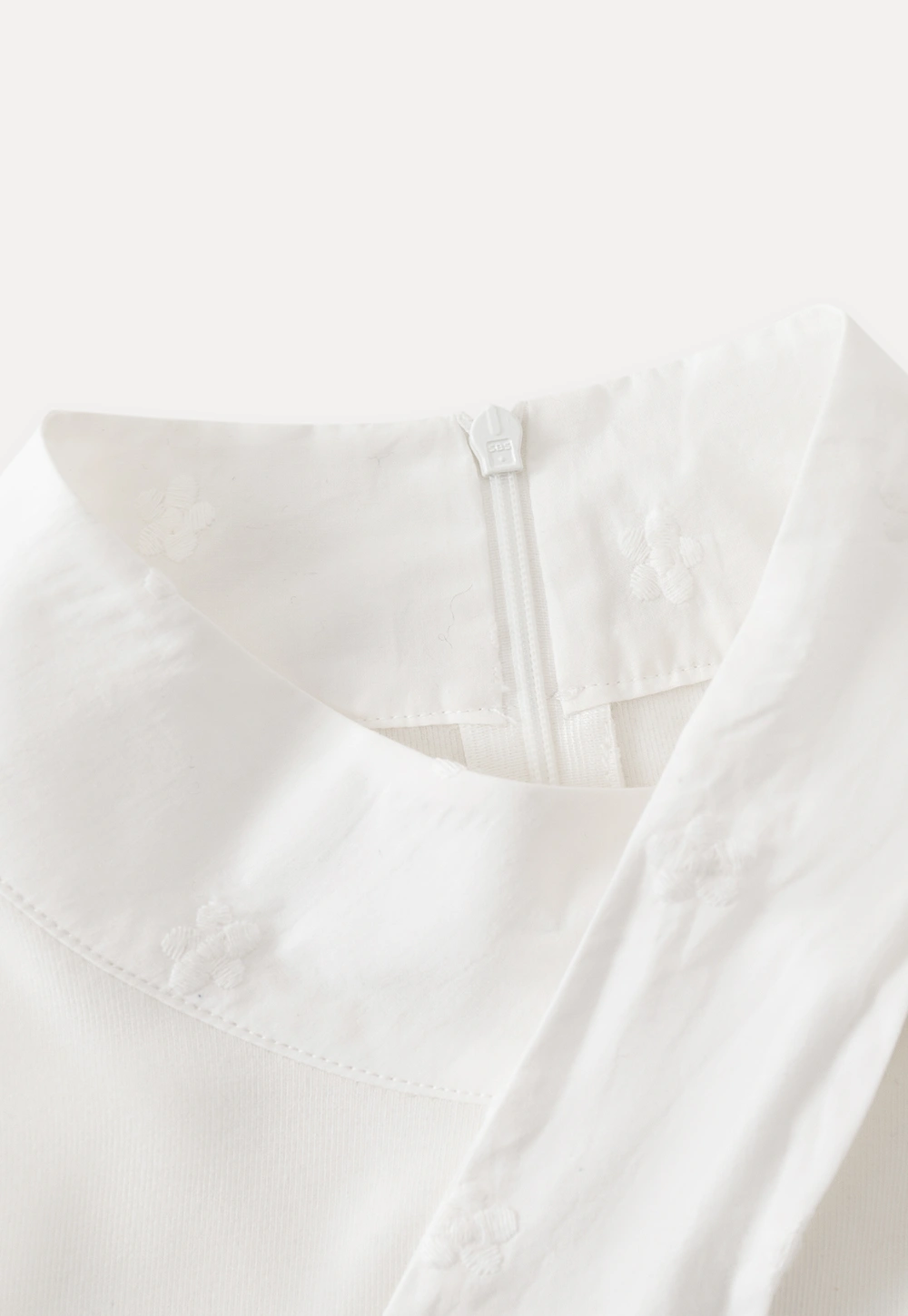 Fashionable White Long Sleeve Tee