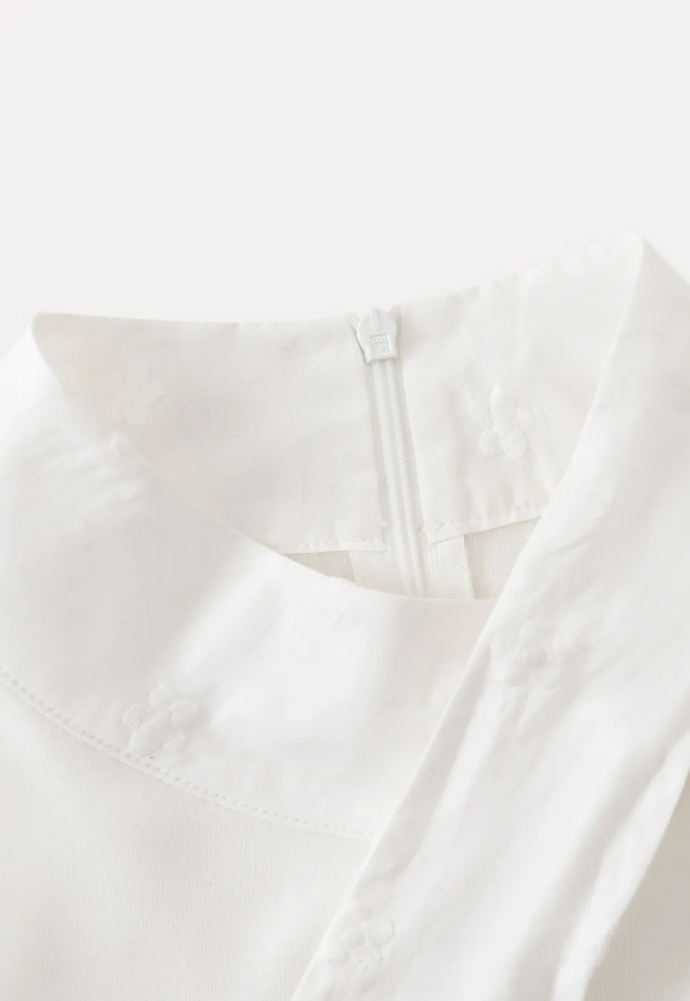 Fashionable White Long Sleeve Tee