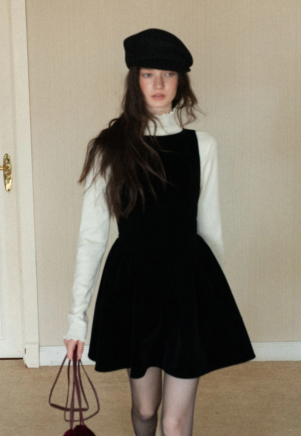 Elegant Black Velvet A-Line Sleeveless Short Dress