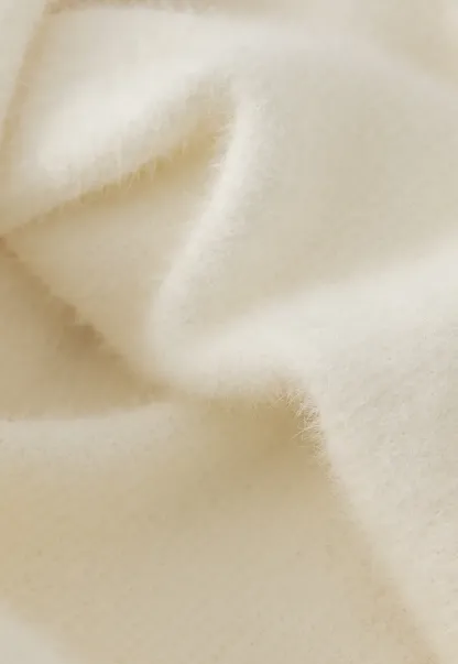 Ribbed Scoop Neck Long-Sleeve Top