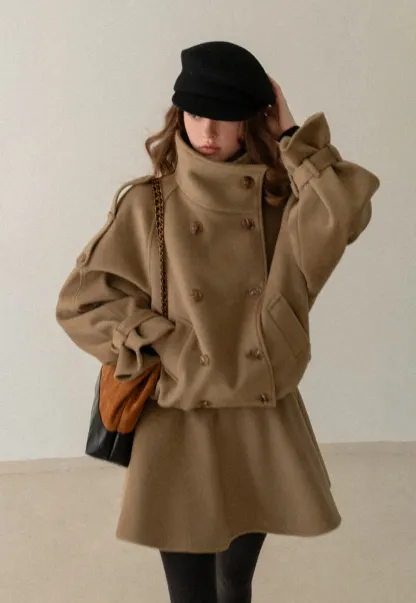 Elegant Jacket and Pleated Skirt Set