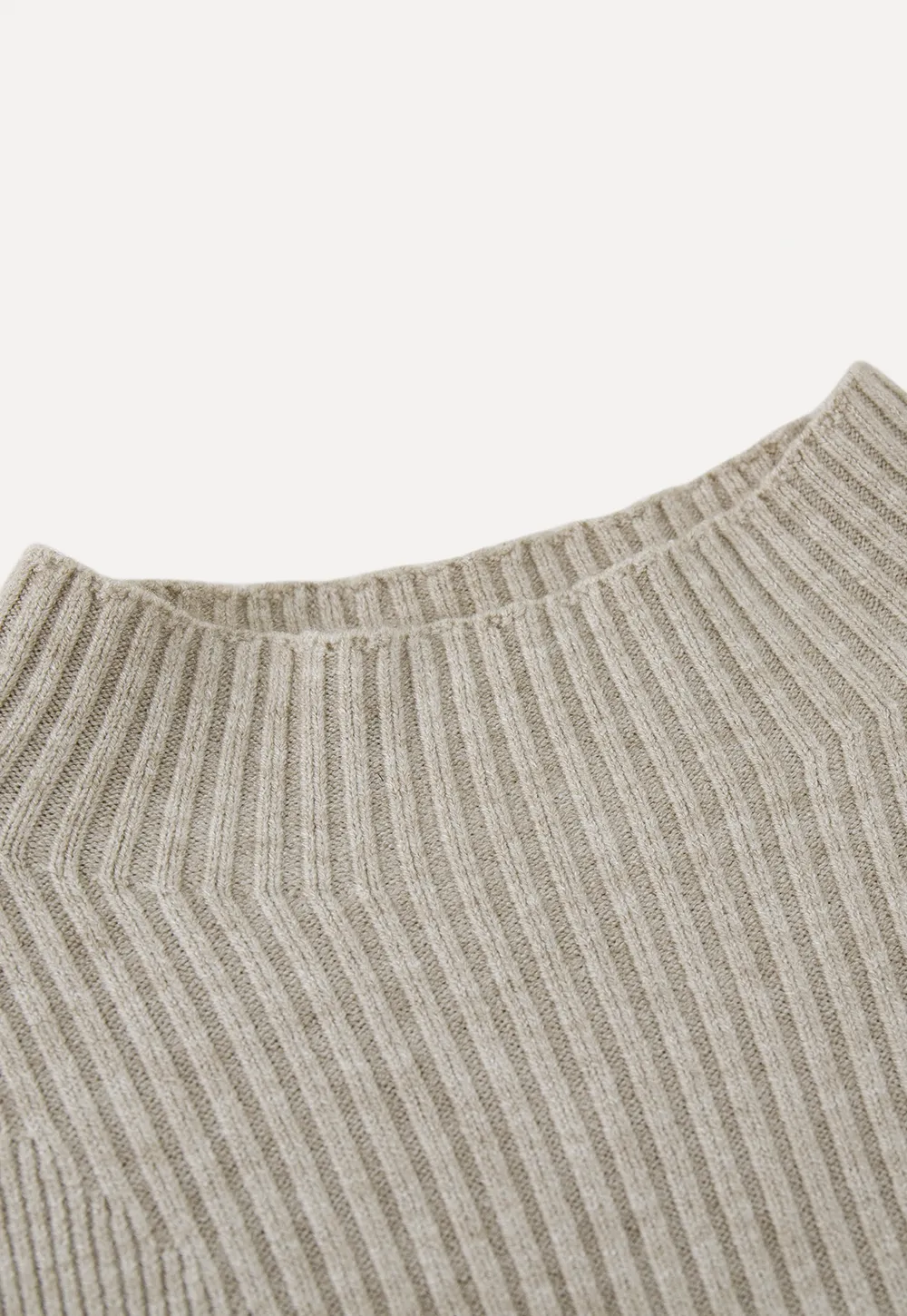 Ribbed High-Neck Sweater with Balloon Sleeves