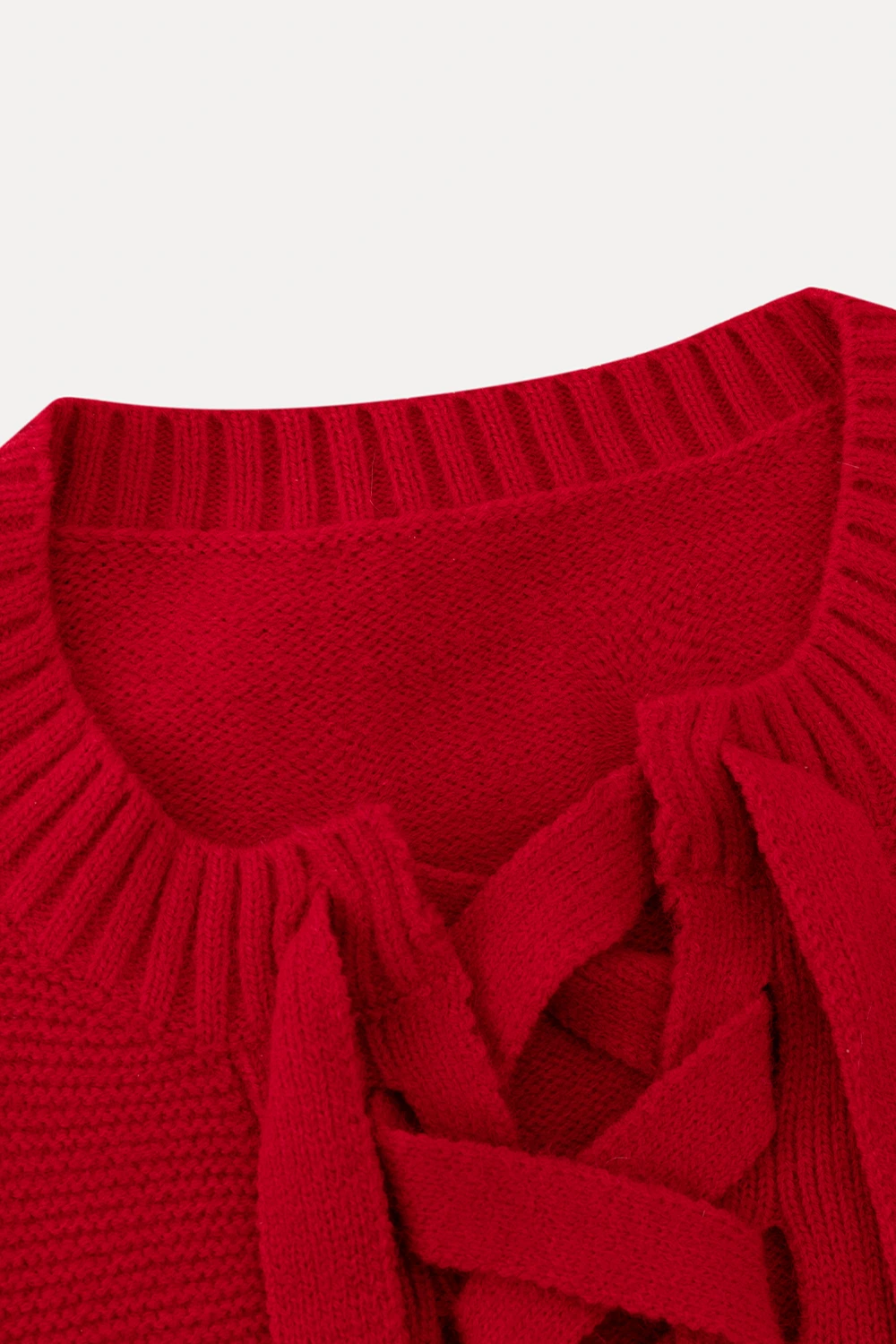 Chic Bow Tie Round Neck Sweater