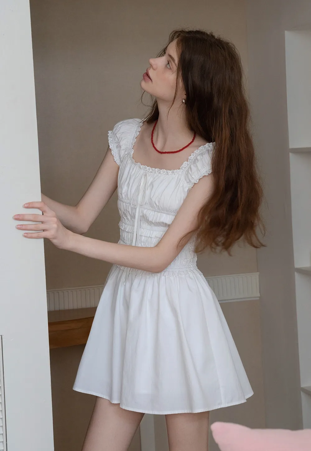 Women’s White Ruched Puff Sleeve Dress