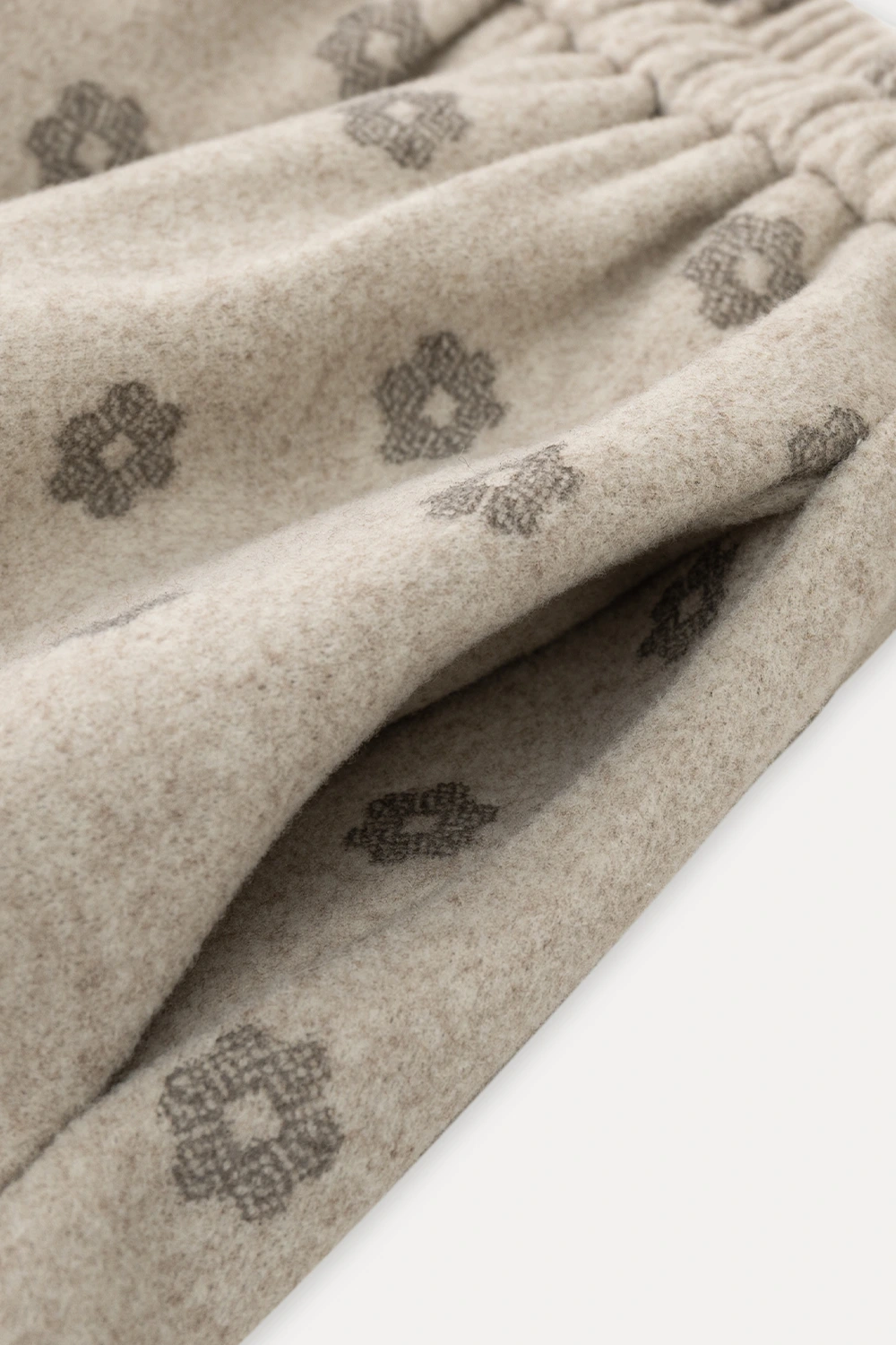 Floral Print Woolen Puff Skirt