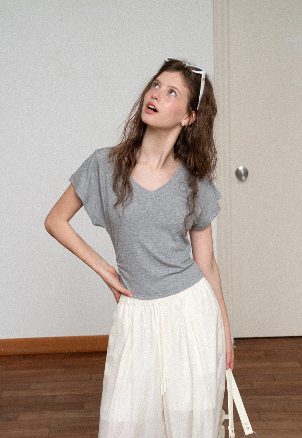 Side Ruched V Neck Short Sleeve T Shirt
