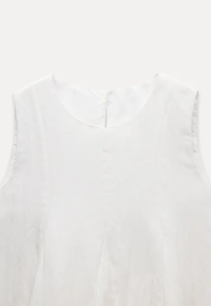 Women's Sleeveless Pleated Hem Blouse