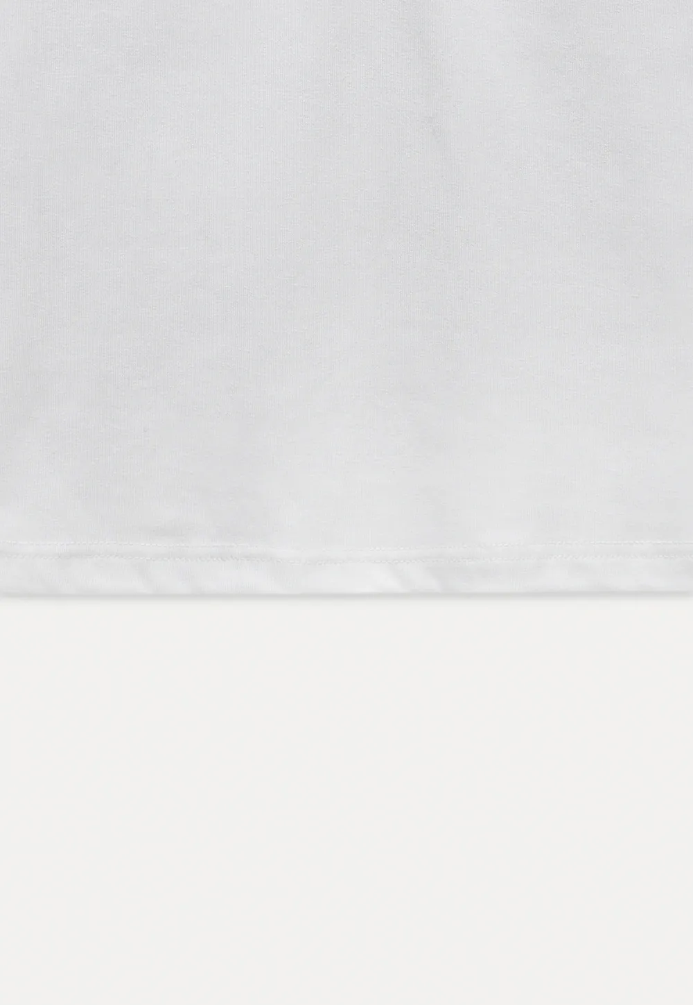 Women's V-Neck Cropped Top