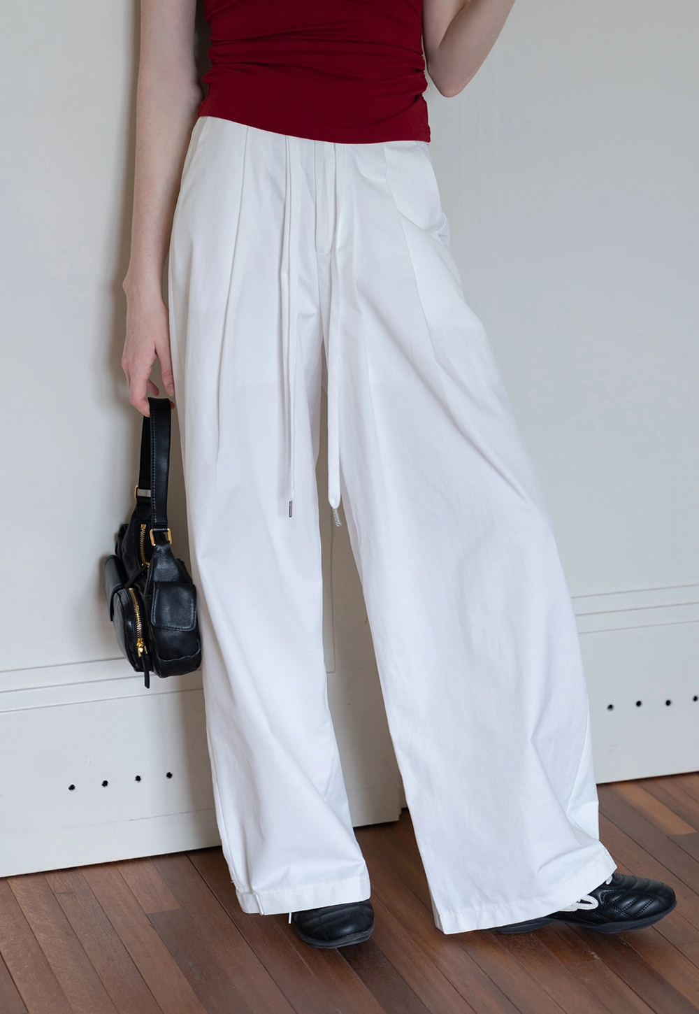 Women’s Pleated Wide Leg Pants