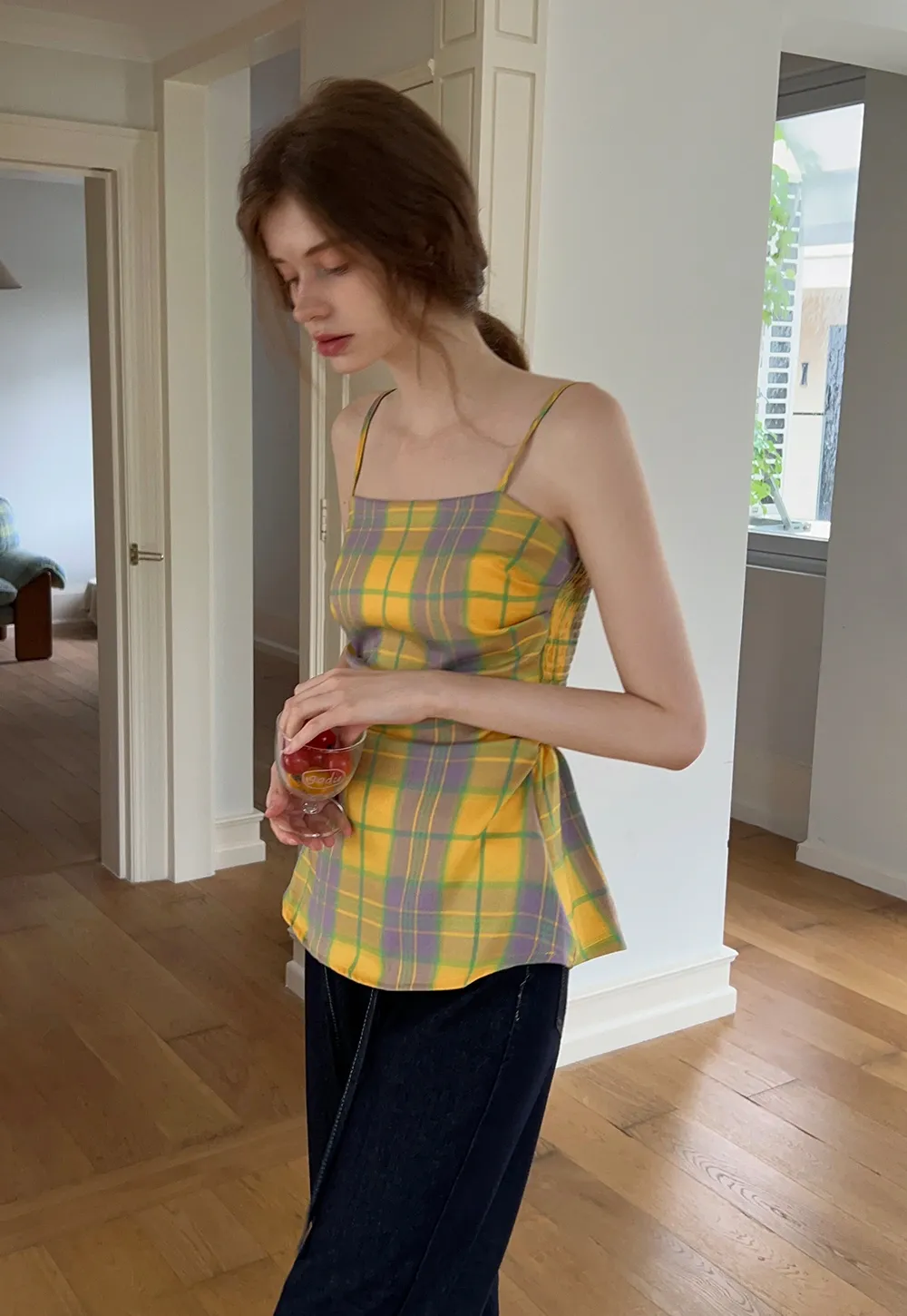 Women's Contrast Plaid Waist-Cinching Cami Top
