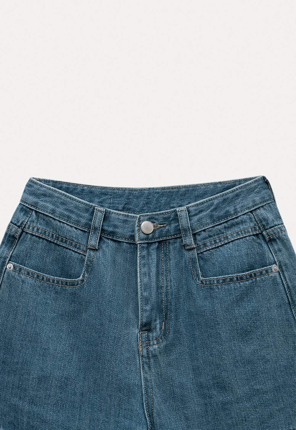Women's Split Hem Denim Shorts with Pocket Design
